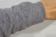 Cargar imagen en el visor de la galería, Jersey con bolsillos plus size en viscosa