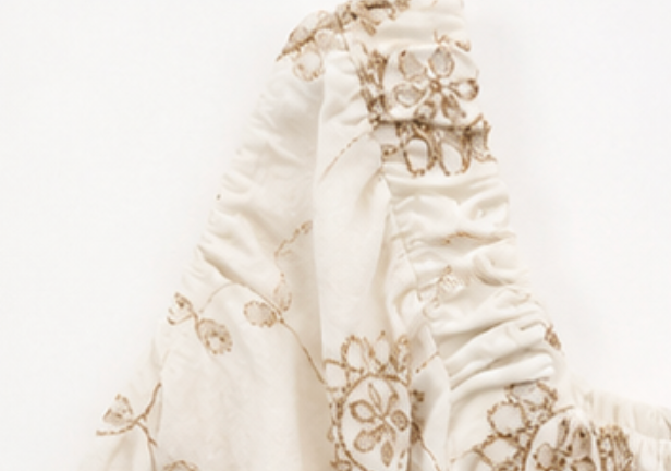 Vestido Bordado Beige Romance