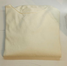 Cargar imagen en el visor de la galería, Jersey con bolsillos plus size en viscosa