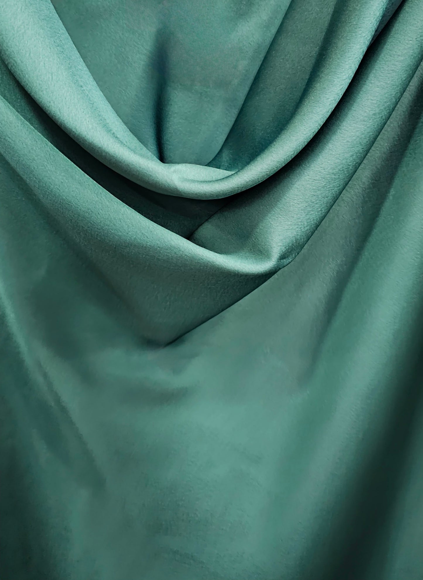 TOP SATEN con tirantes largo distintos colores