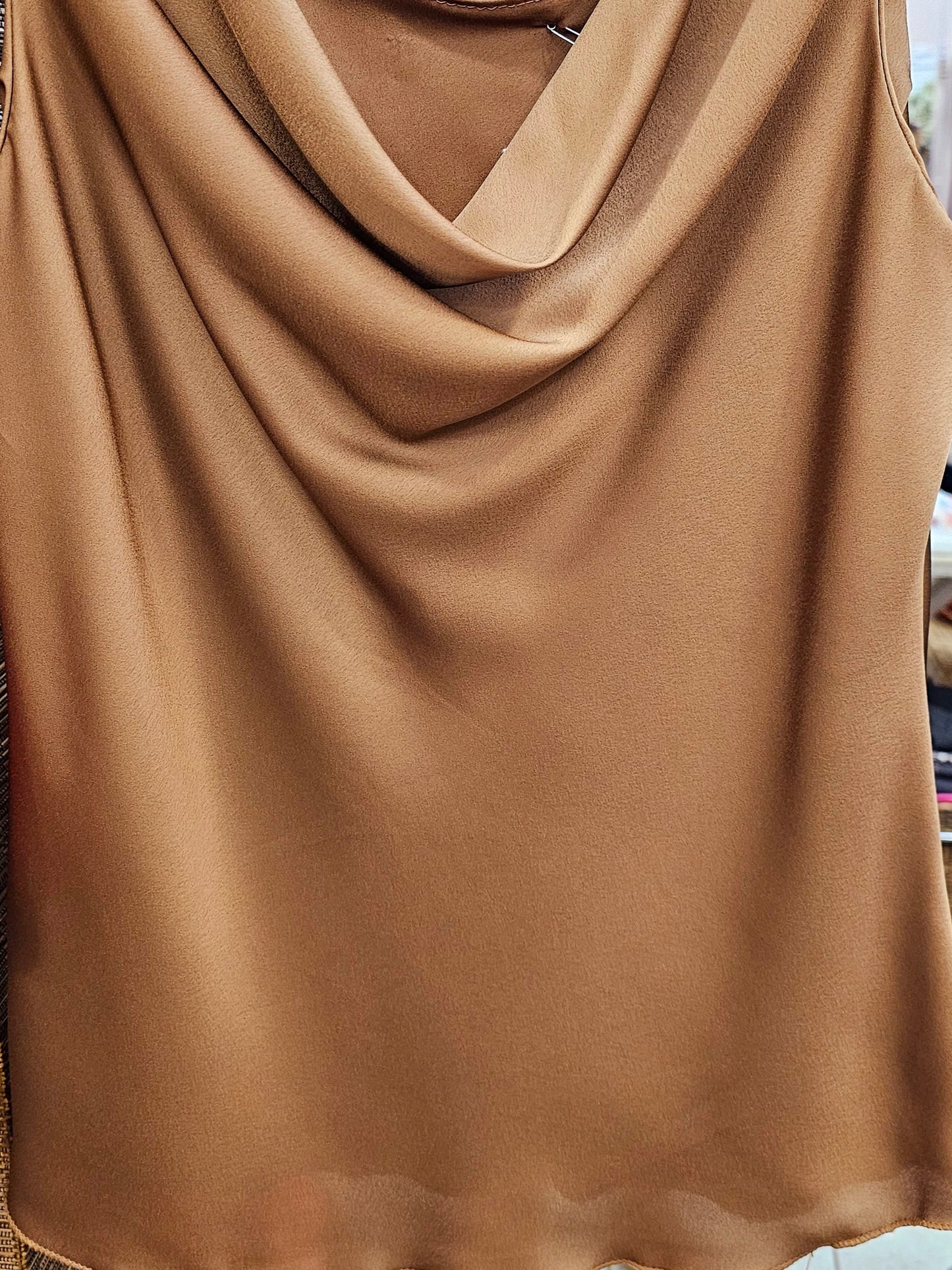 TOP SATEN con tirantes largo distintos colores