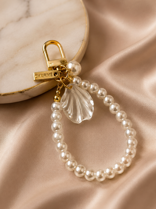 Charm Pearl Shell Gold