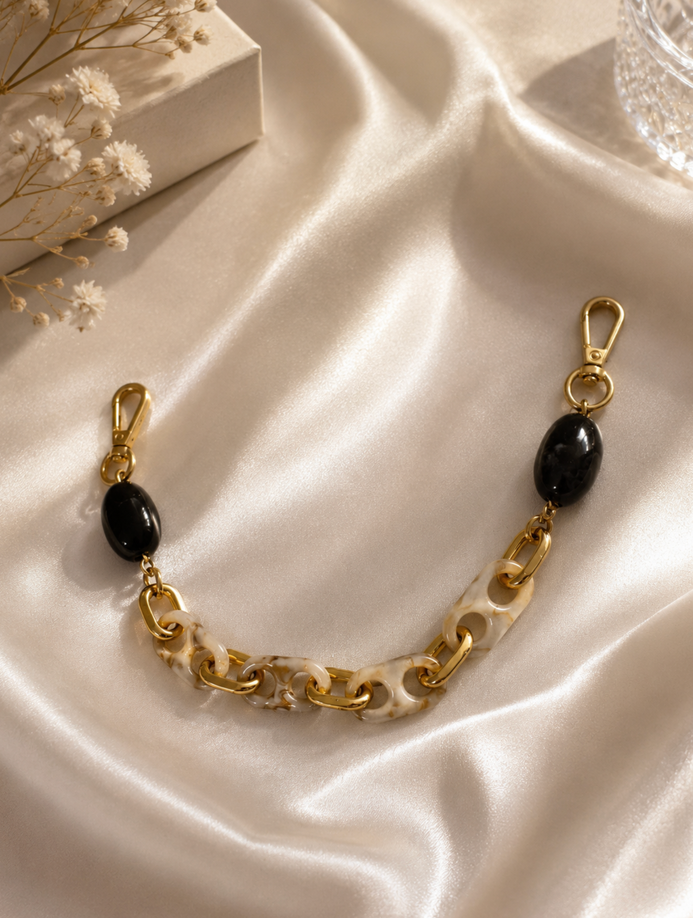 Cadena Noir Gold