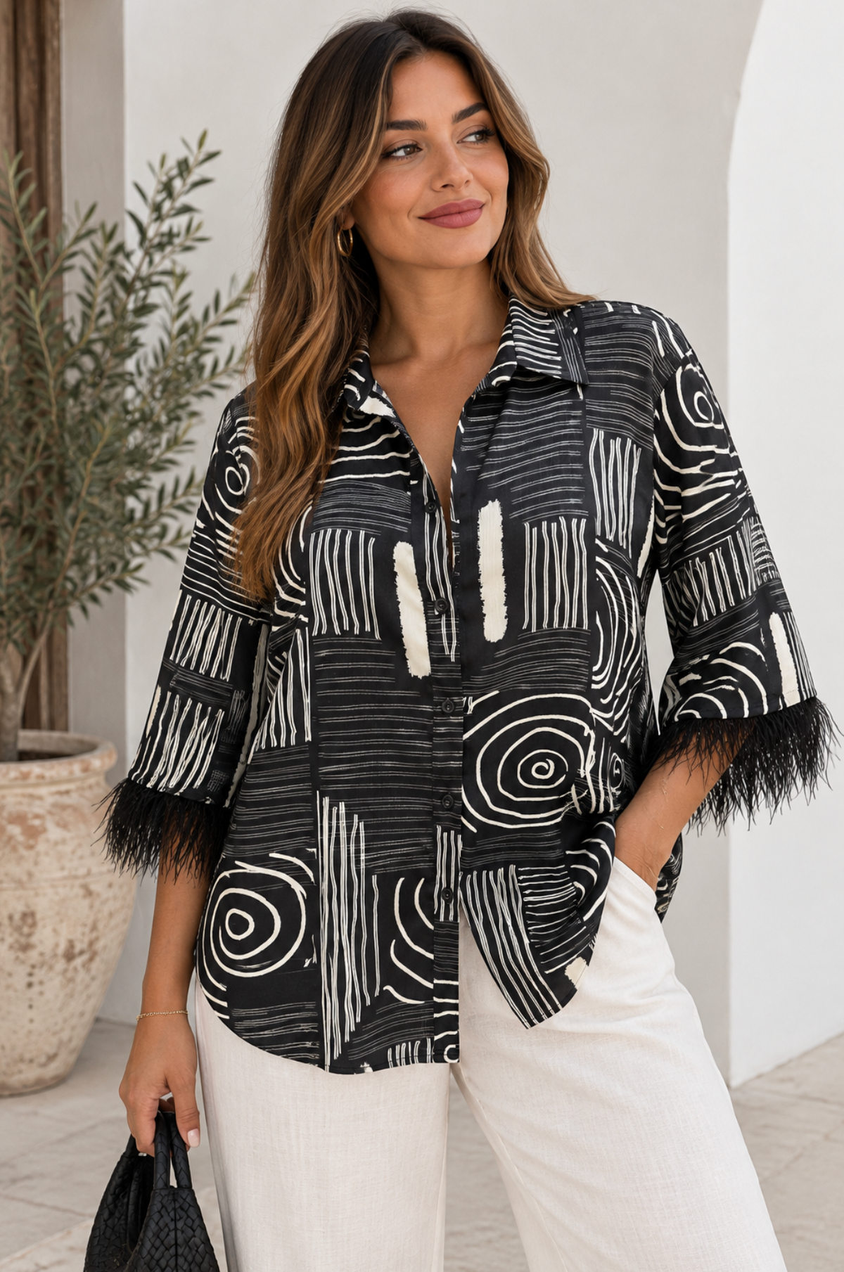 Camisa Étnica Black & White con plumas