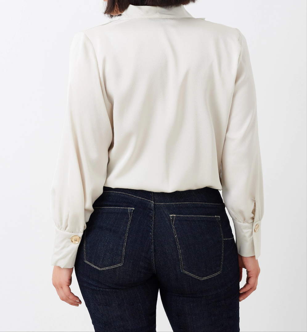 Blusa curvy de raso Rinascimento