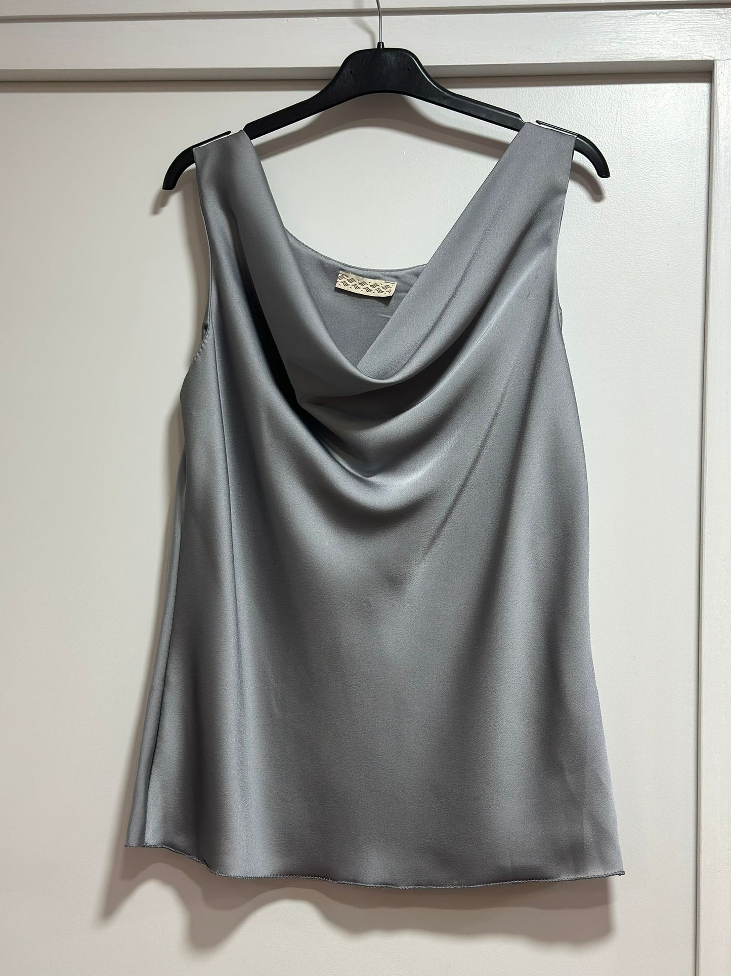 TOP SATEN con tirantes largo distintos colores