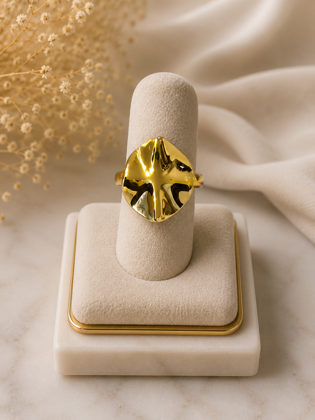 Anillo Lucía | Alvisa & Co.