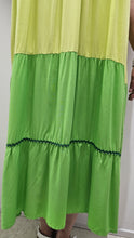 Cargar imagen en el visor de la galería, Vestido Athena en viscosa
