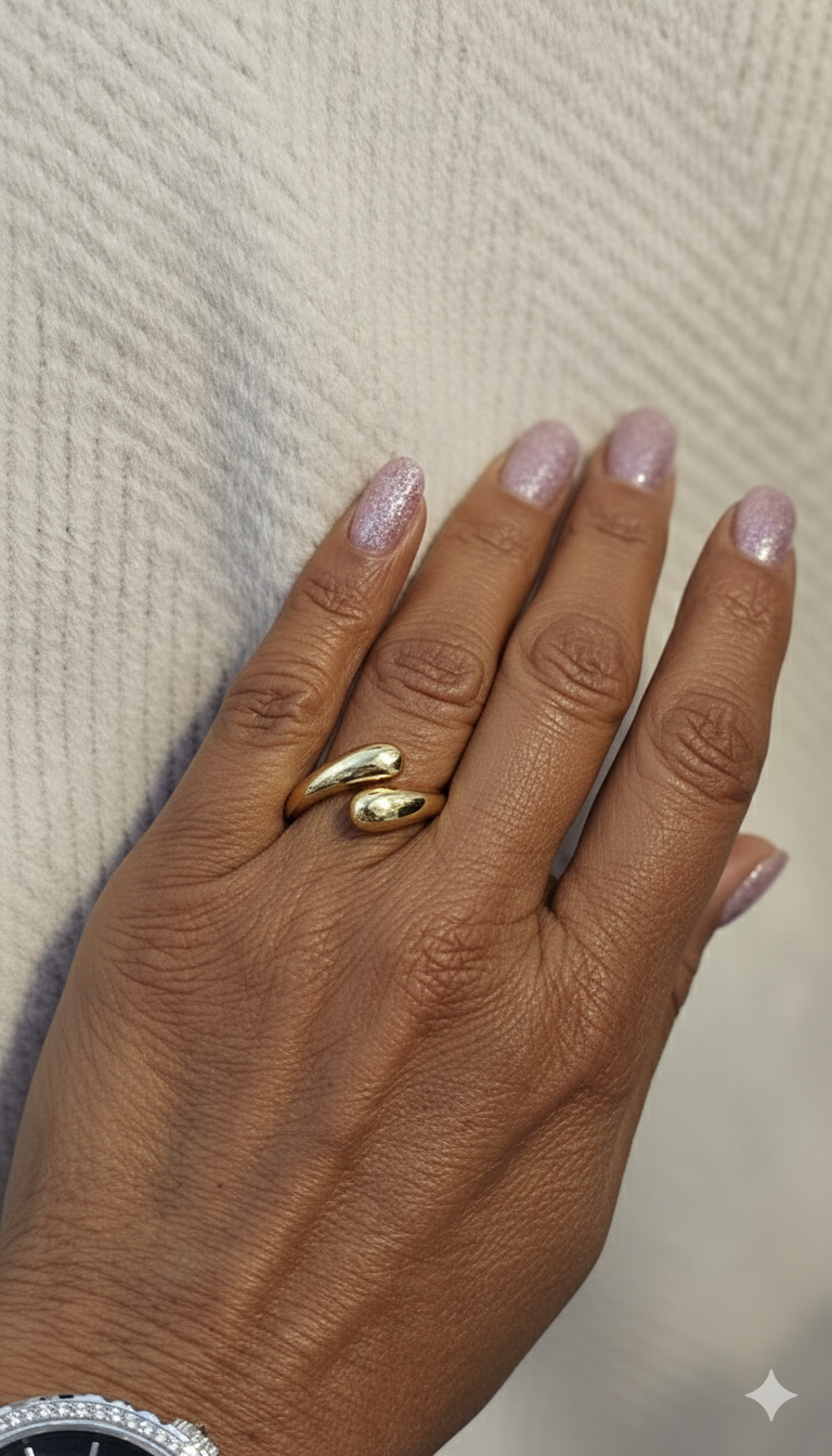 Anillo Ginevra – Combinación Perfecta con Pendientes Glowria | Alvisa & Co.