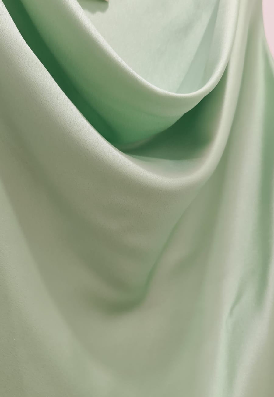 TOP SATEN con tirantes largo distintos colores